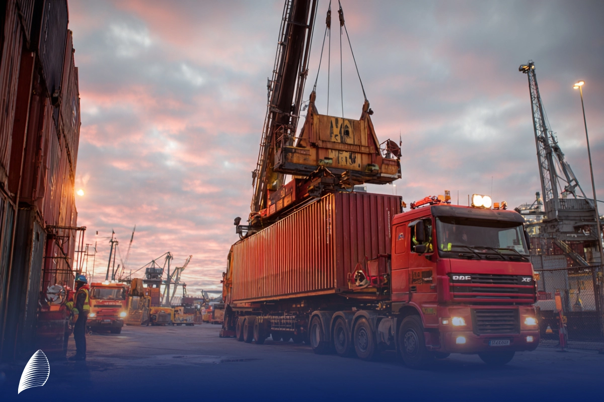 بارگیری و تخلیه کانتینر