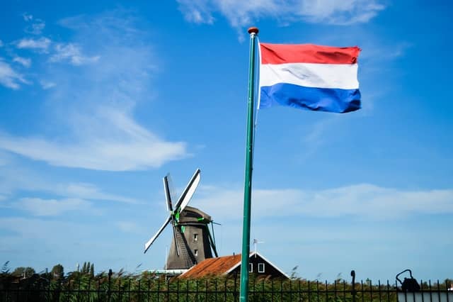 حمل و نقل بین المللی به هلند